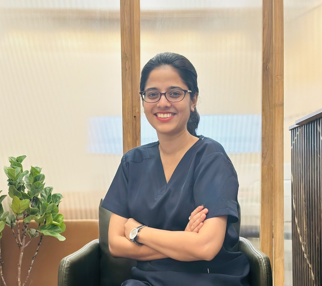 Dr. Lynette Fernandes - Periodontist & Implantologist