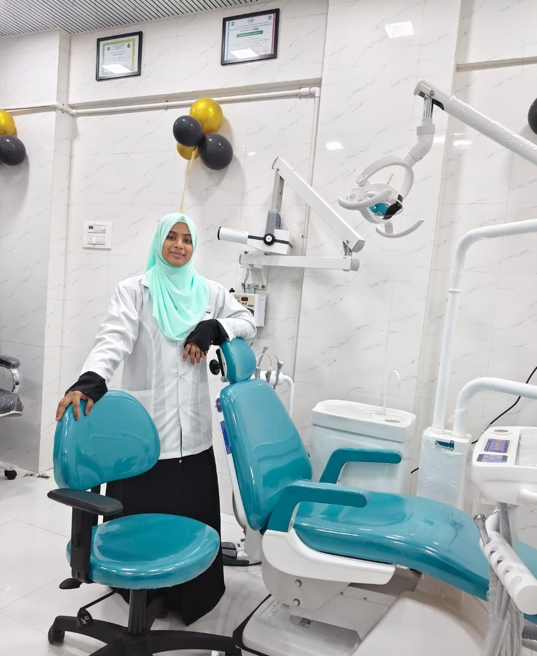 Dr. Muskan Majgaonkar at her clinic